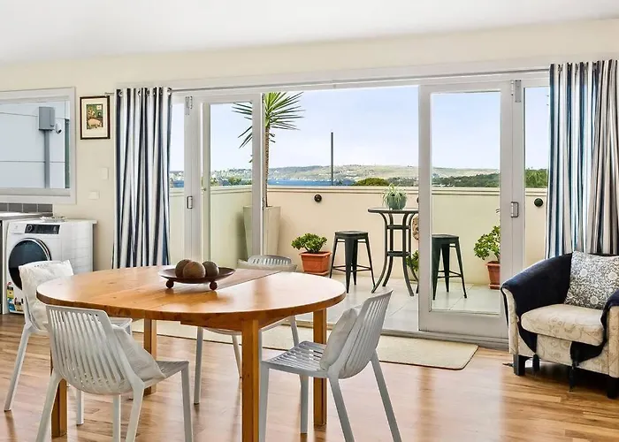 Mus14 - 2 Bedroom Apartment - Muston Street, Mosman